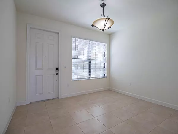 Vero Beach, FL 32966,10032 W Villa CIR