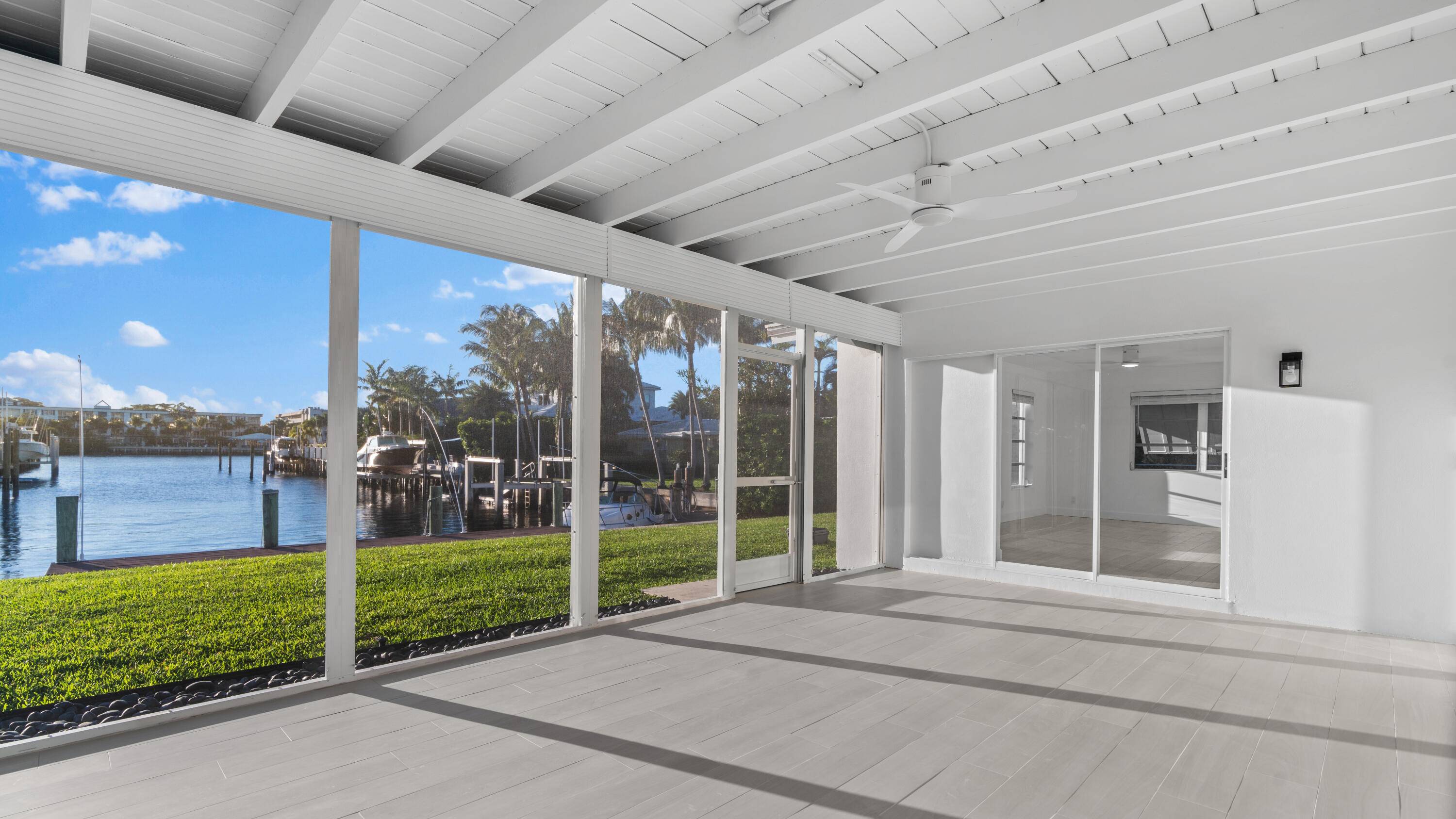 6 Midlane RD, Ocean Ridge, FL 33435