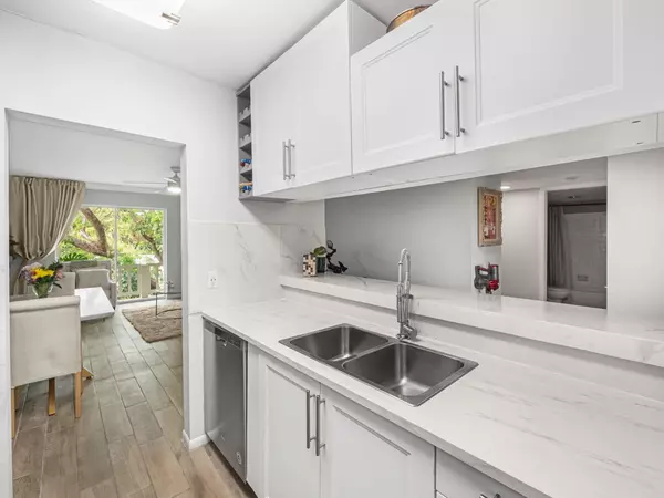 Coral Springs, FL 33065,10772 La Placida DR 7-303