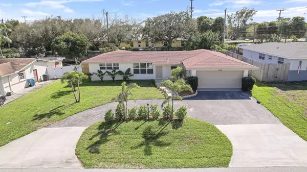 334 SW 14th AVE, Boynton Beach, FL 33435