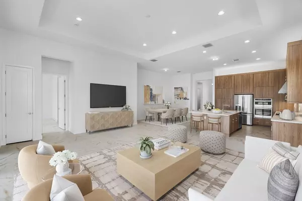 8254 Royal County Down RD, Boca Raton, FL 33434