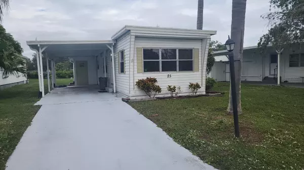 25 SE Flamenco WAY, Port Saint Lucie, FL 34952