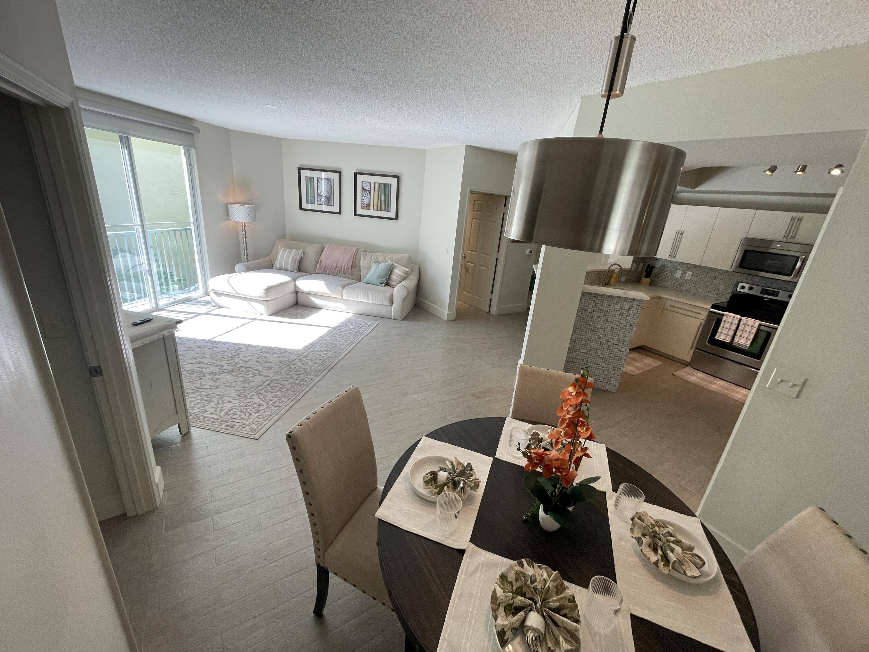 West Palm Beach, FL 33401,780 S Sapodilla Avenue 404