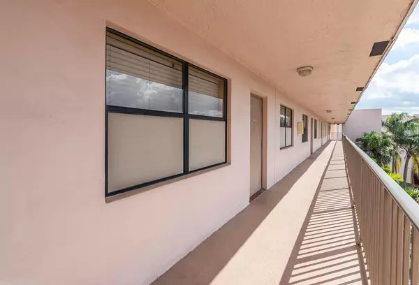 Sunrise, FL 33322,2606 NW 104th AVE 406