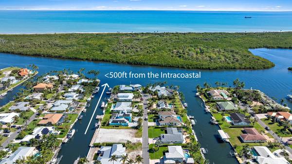 Hobe Sound, FL 33455,8531 SE Driftwood ST