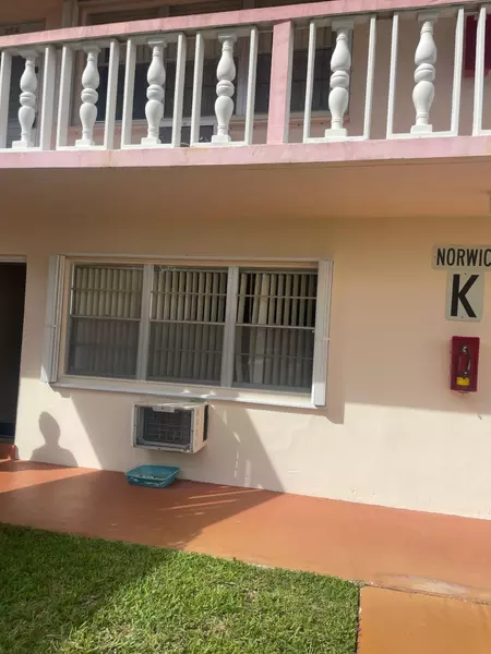242 Norwich K, West Palm Beach, FL 33417