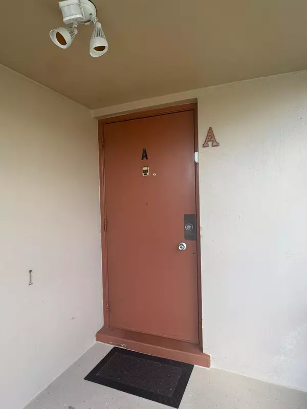West Palm Beach, FL 33415,2985 W Crosley DR A