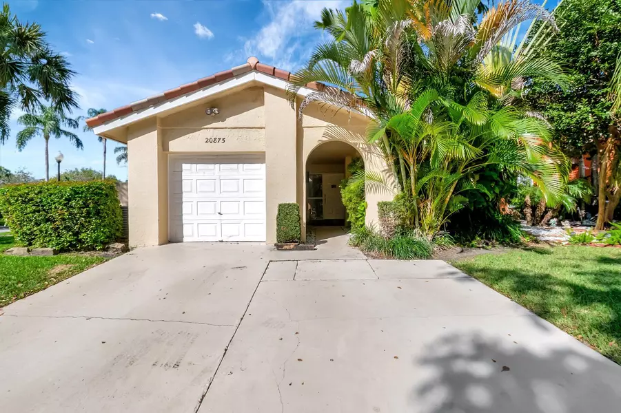 20875 Via Valencia DR, Boca Raton, FL 33433