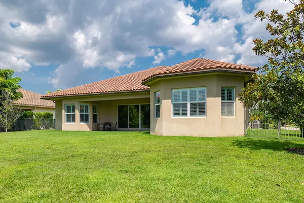 Palm Beach Gardens, FL 33412,7741 Eden Ridge WAY