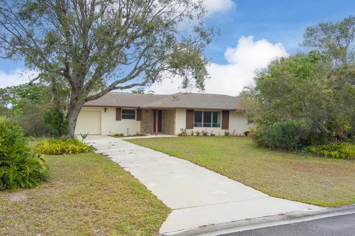Hobe Sound, FL 33455,9125 SE Karin ST