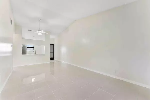 Boca Raton, FL 33431,3375 Jaywood TER 2050