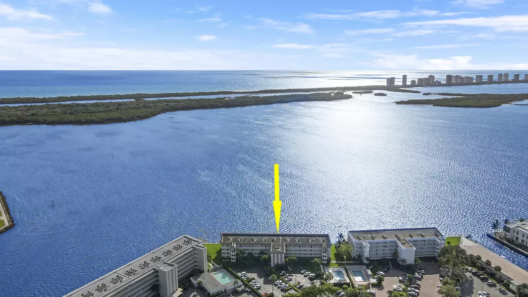 52 Yacht Club Dr 408, North Palm Beach, FL 33408