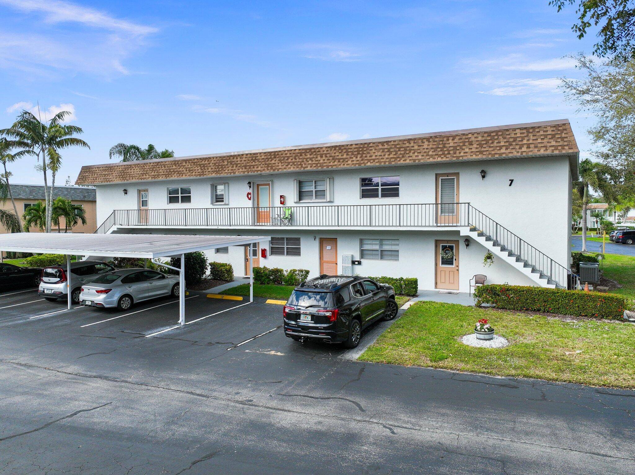 Stuart, FL 34996,2950 SE Ocean BLVD Bld #7 Unit 2