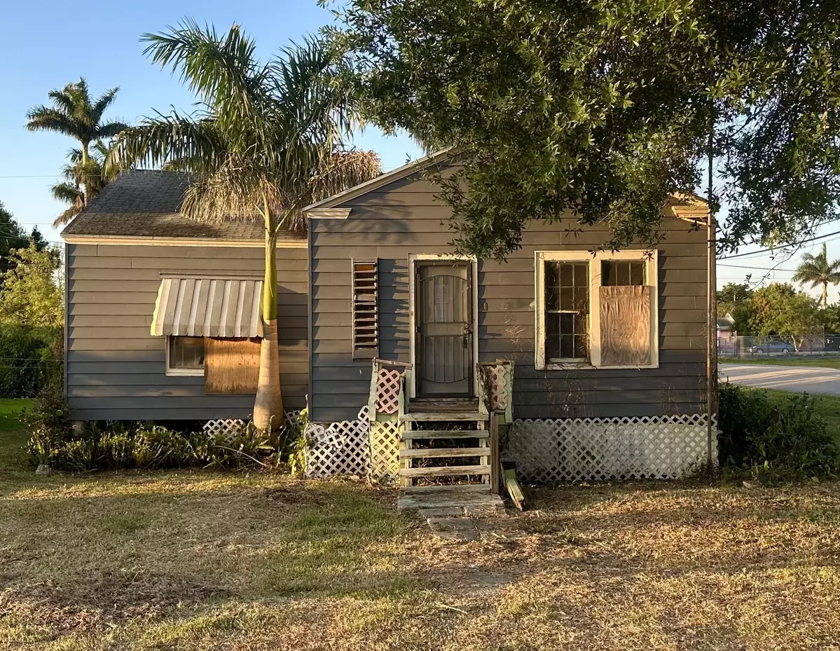 Belle Glade, FL 33430,201 SW Avenue D