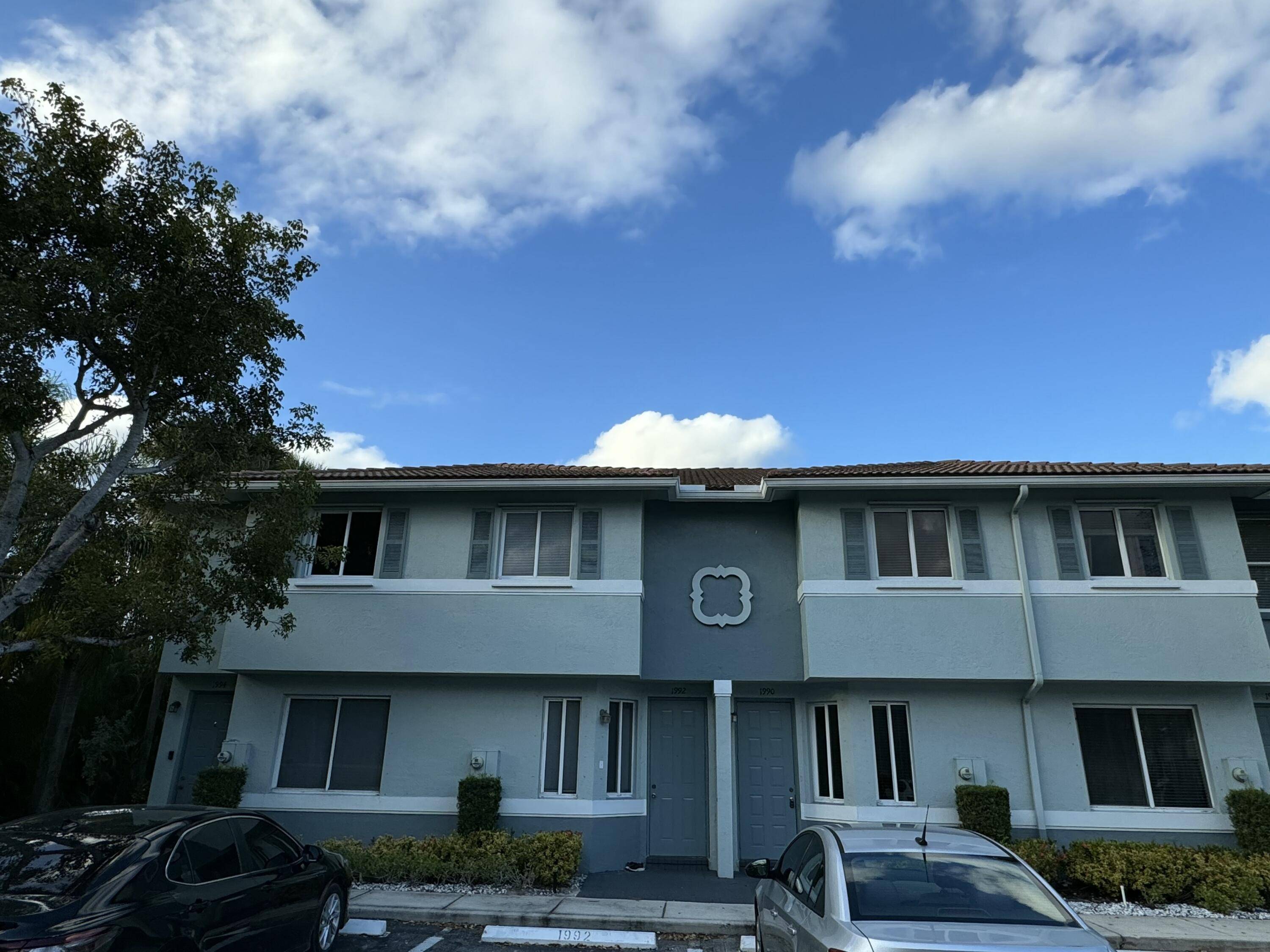 1992 Alamanda WAY, Riviera Beach, FL 33404