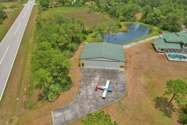 Port Saint Lucie, FL 34987,15350 Skyking DR