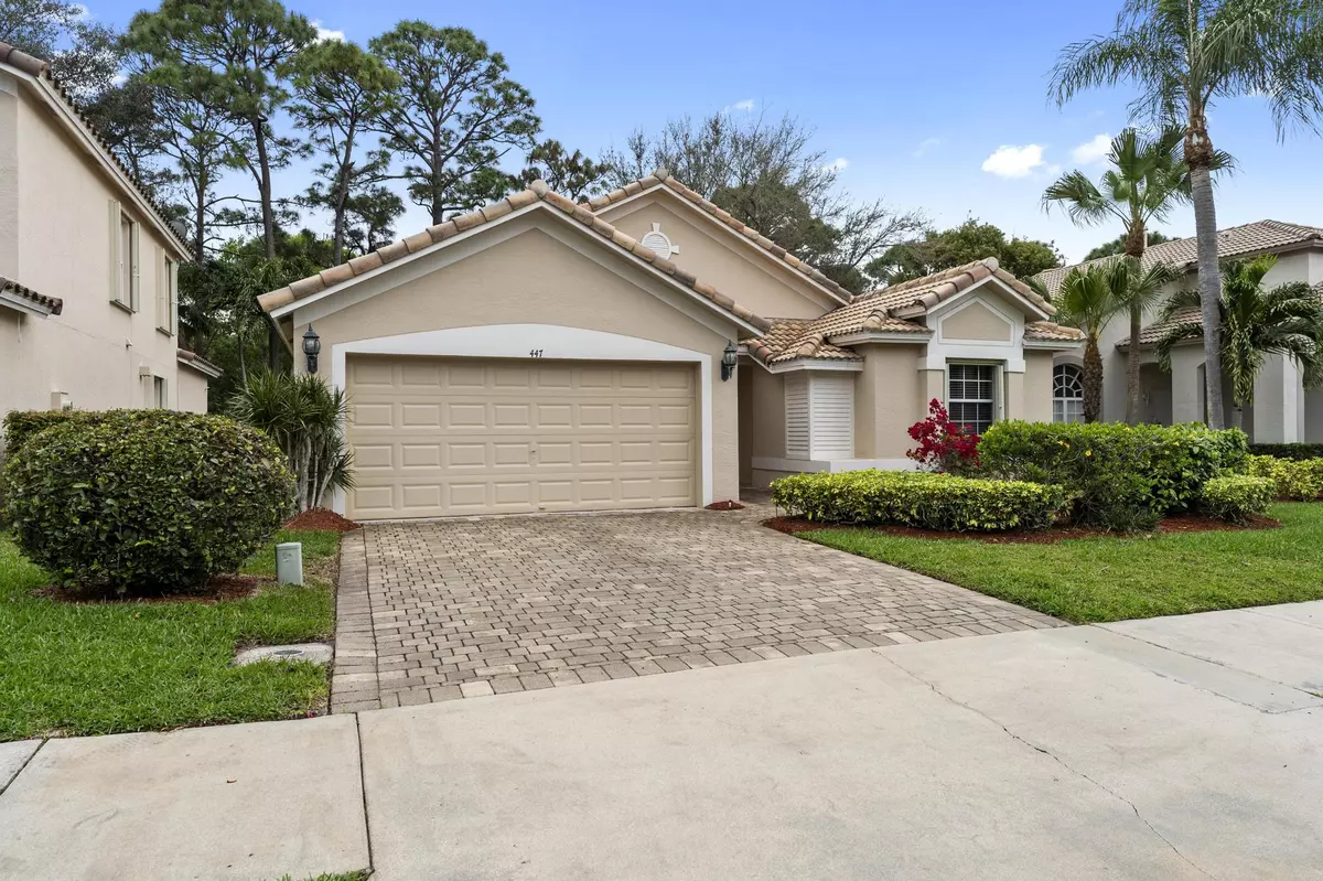 Palm Beach Gardens, FL 33418,447 Woodview CIR
