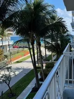 Deerfield Beach, FL 33441,701 SE 21st AVE 302