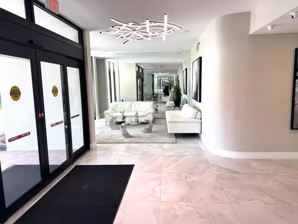 Boca Raton, FL 33434,1864 Bridgewood DR