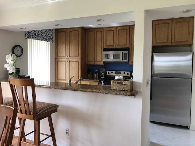 Palm Beach Gardens, FL 33418,428 S Brackenwood LN