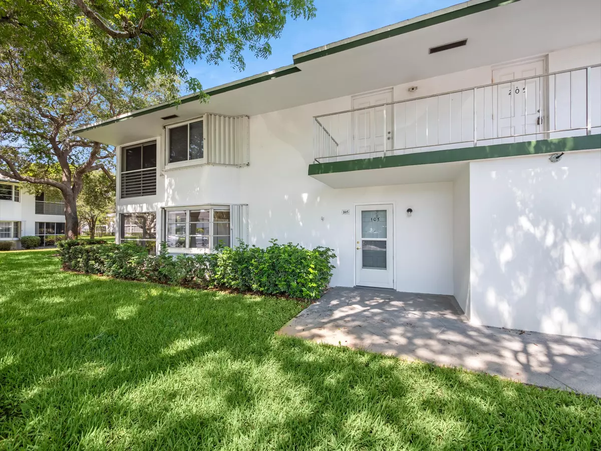 Tequesta, FL 33469,9 Westwood AVE 105b