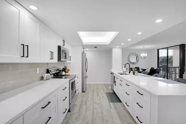 2455 Lindell BLVD 3303, Delray Beach, FL 33444