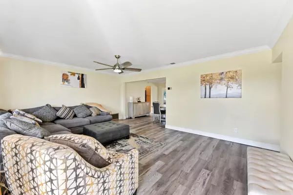 Pembroke Pines, FL 33024,8511 Pasadena BLVD