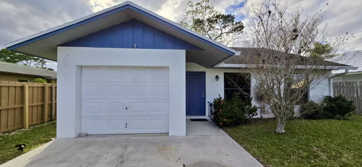 Stuart, FL 34997,5724 SE Collins AVE