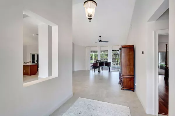 West Palm Beach, FL 33411,8584 E Wendy LN