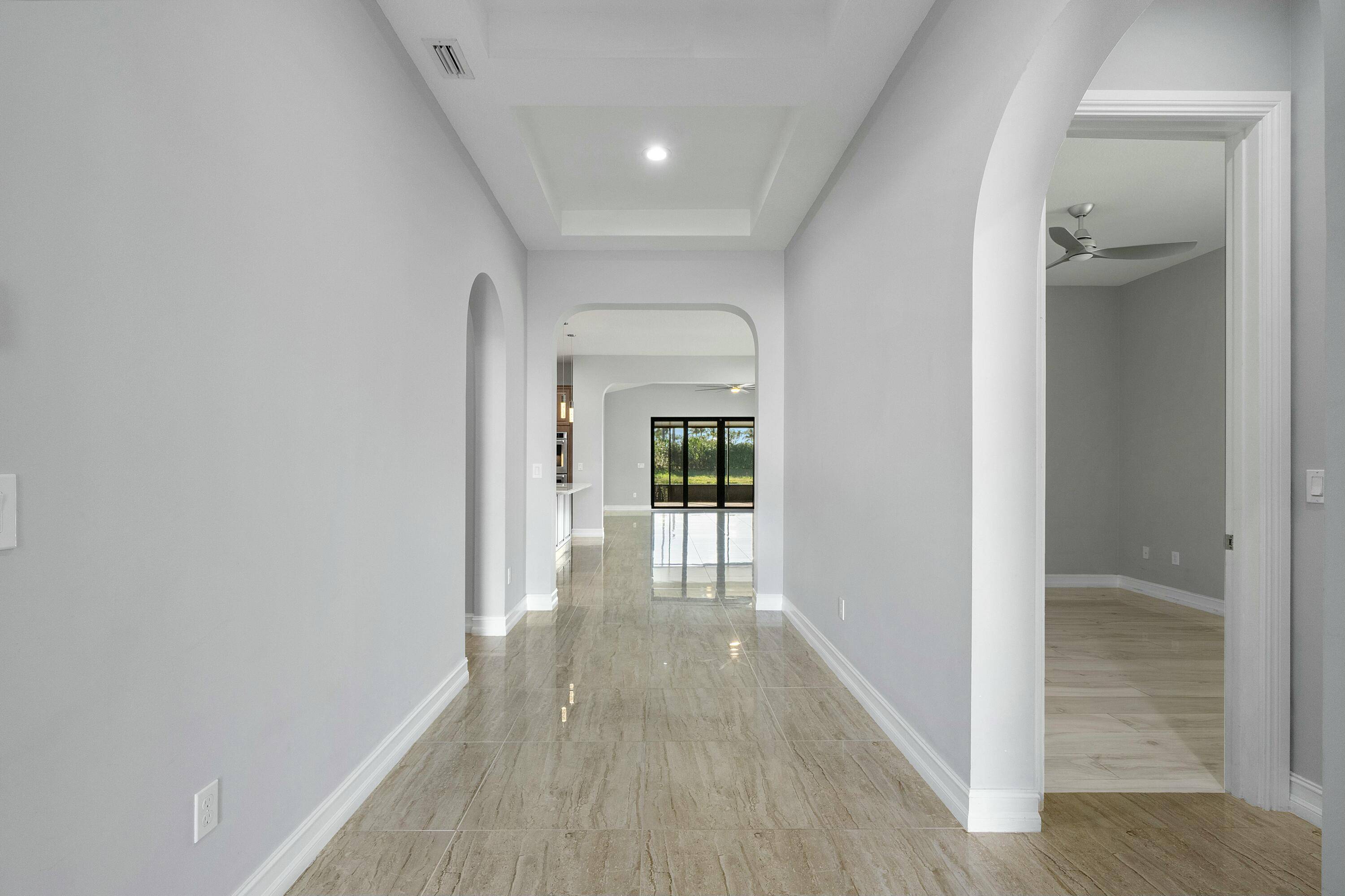 Boynton Beach, FL 33472,8475 Grand Prix LN