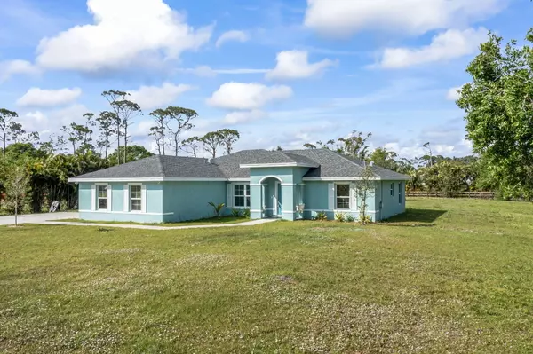 8682 Lonesome Pine TRL, Fort Pierce, FL 34945