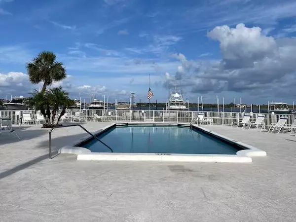 Boynton Beach, FL 33435,2424 N Federal HWY 106