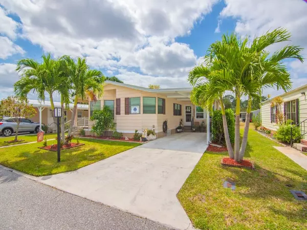 Port Saint Lucie, FL 34952,561 Barb Ann Lane