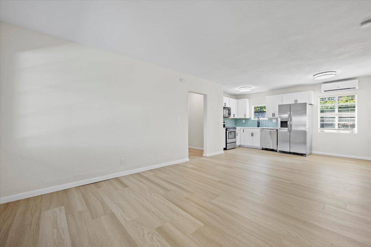 West Palm Beach, FL 33407,508 52nd ST