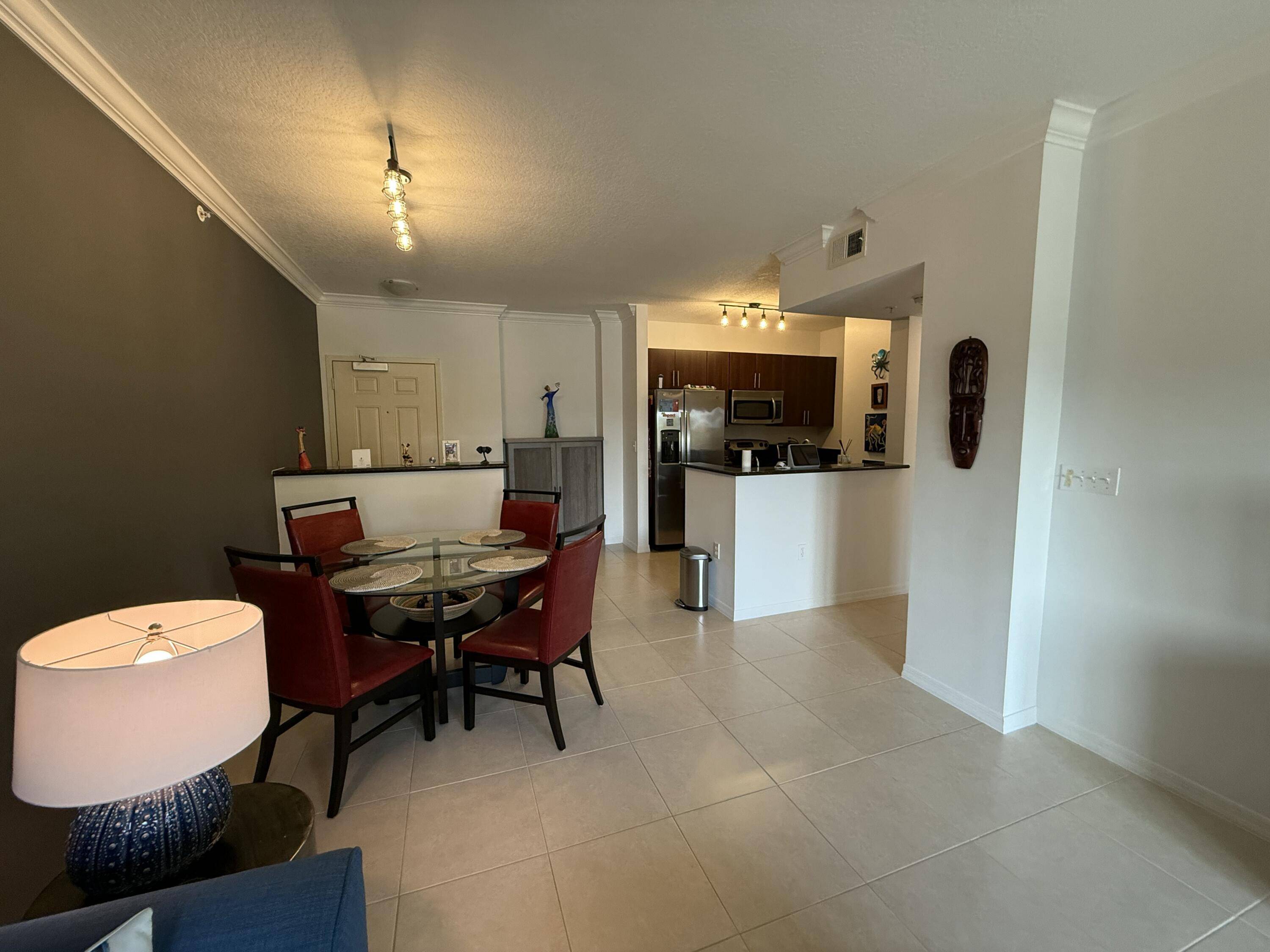 Palm Beach Gardens, FL 33418,4903 Midtown LN 3211