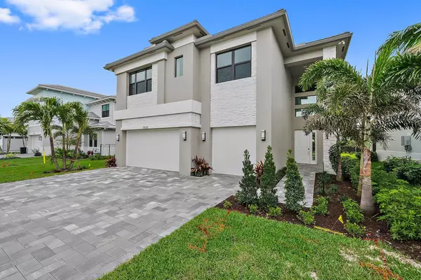 13036 Feathering WAY, Palm Beach Gardens, FL 33412