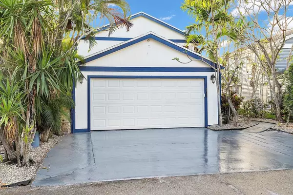 West Palm Beach, FL 33415,1397 Apple Blossom LN