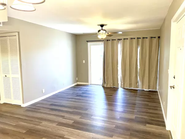 Port Saint Lucie, FL 34952,1548 SE Royal Green CIR 105