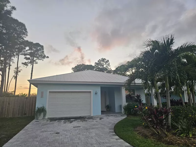 5330 SE Celestial CIR, Stuart, FL 34997