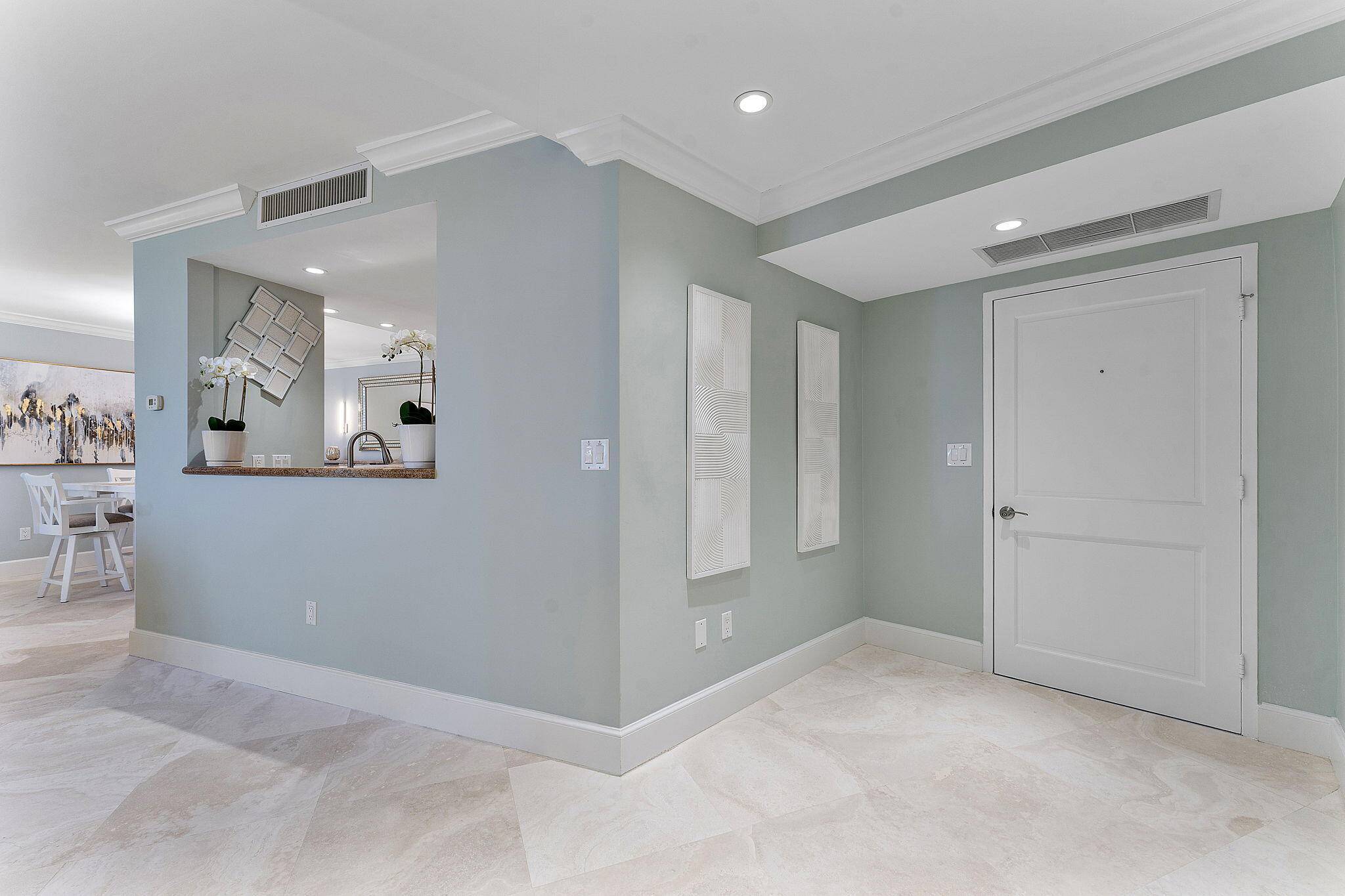Delray Beach, FL 33483,1225 S Ocean BLVD 301