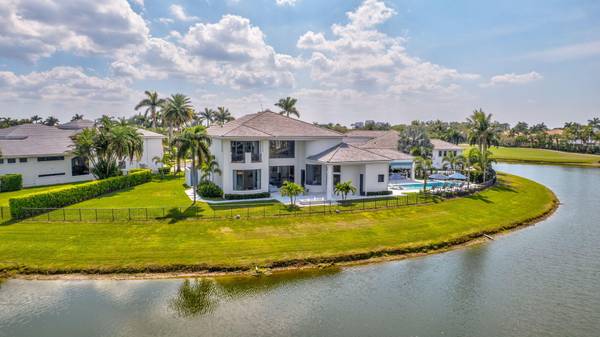 820 Floret DR, Palm Beach Gardens, FL 33410