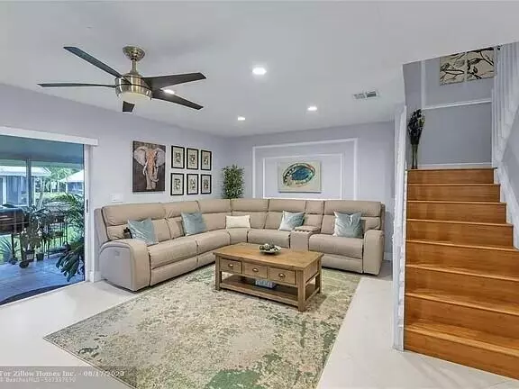 Deerfield Beach, FL 33442,1142 SW 44th WAY