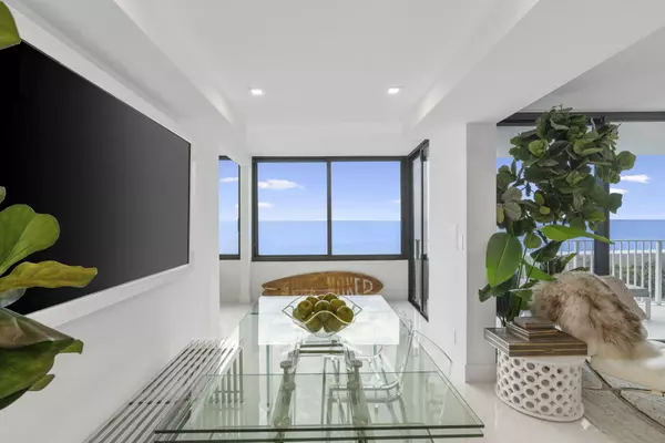 South Palm Beach, FL 33480,3590 S Ocean BLVD 202