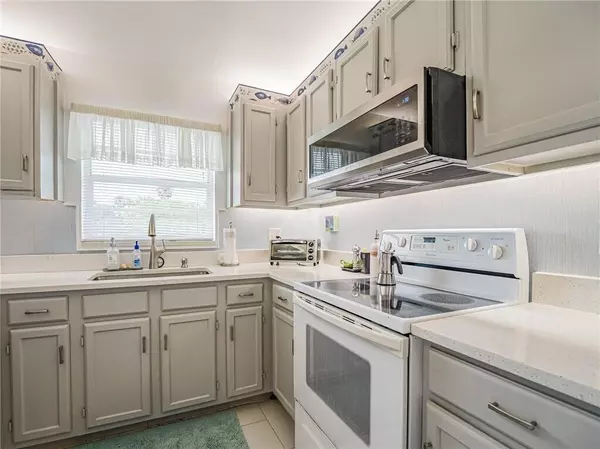 57 Woodland DR 201, Vero Beach, FL 32962