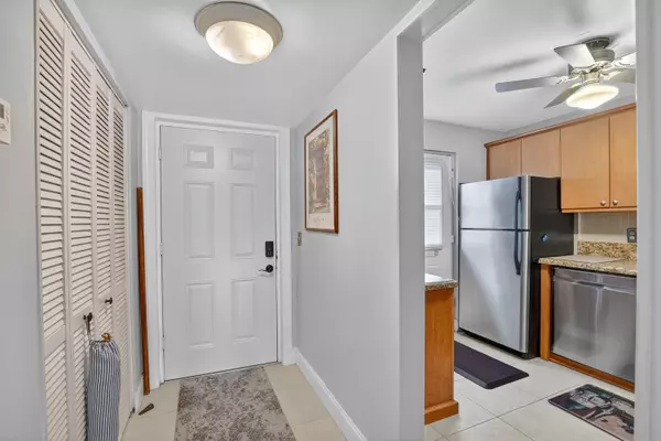 Boca Raton, FL 33487,5500 NW 2nd AVE 118