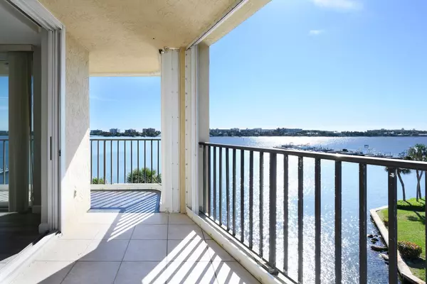 Lantana, FL 33462,896 N Federal HWY 532