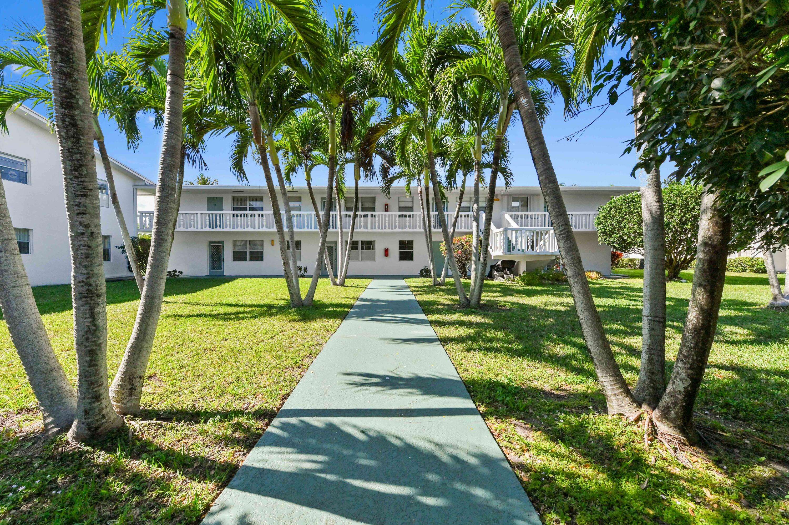 597 Durham V, Deerfield Beach, FL 33442