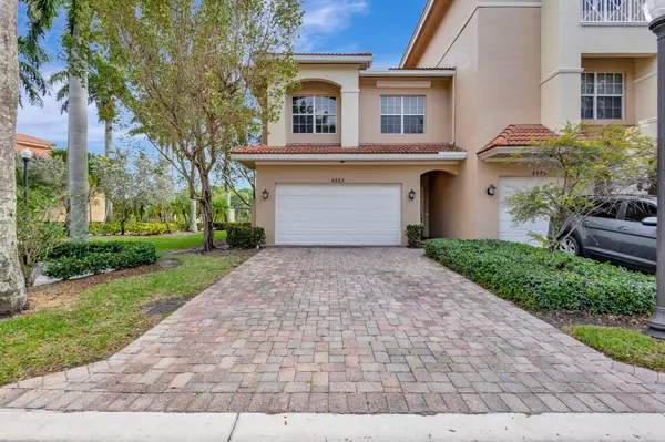 Palm Beach Gardens, FL 33418,4553 S Artesa WAY