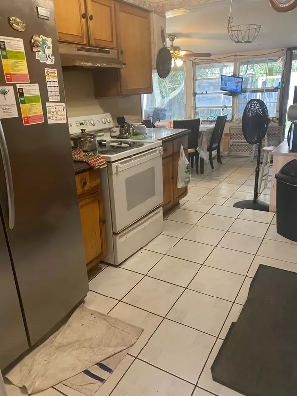 Hialeah, FL 33012,1201 W 60th TER