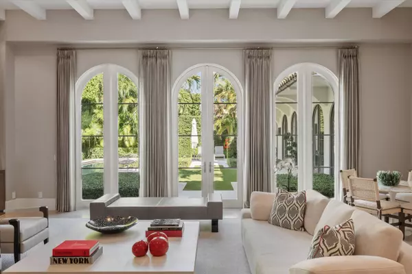 Palm Beach, FL 33480,231 Via Las Brisas